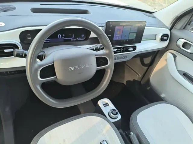 Geely Panda — Фото автомобиля 9