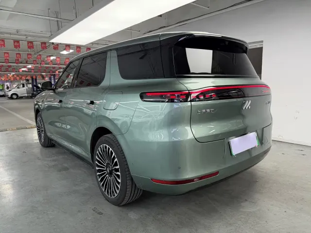 IM Motors LS8 — Фото автомобиля 13