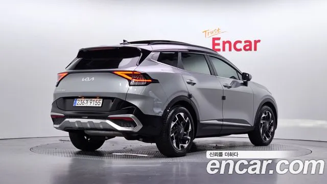 Kia Sportage Sportage 5-е поколение Бензин 1.6 турбо 2WD — Фото автомобиля 2