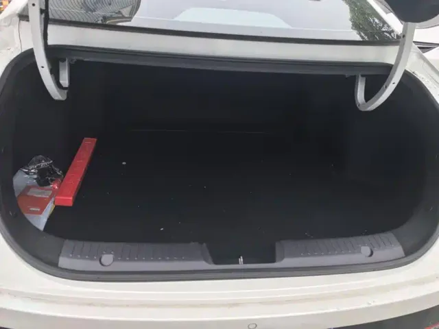 Changan Eado — Фото автомобиля 4
