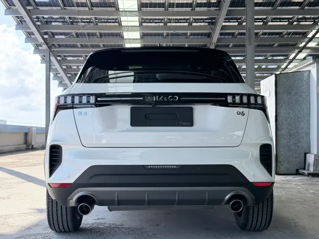 Lynk & Co 06 — Фото автомобиля 5