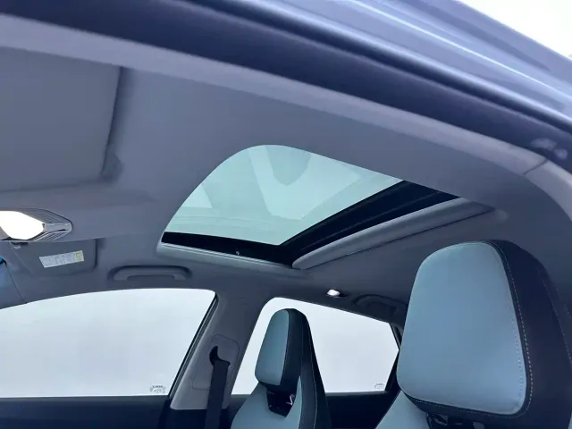 Geely Emgrand S — Фото автомобиля 9