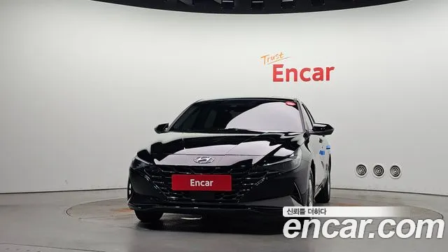Hyundai Avante CN7 — Фото автомобиля 3