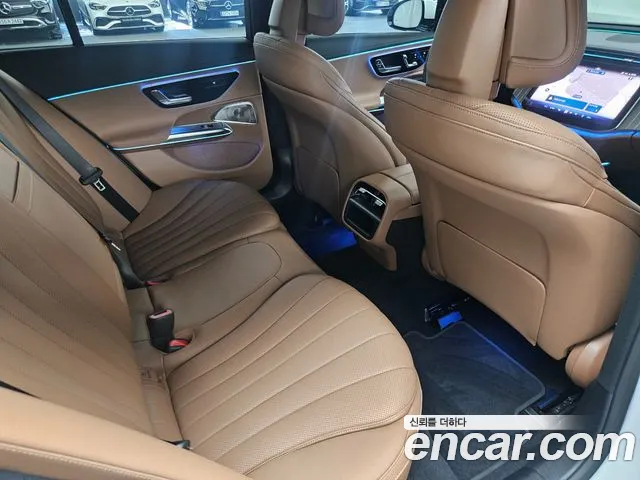 Mercedes-Benz E-Class W214 — Фото автомобиля 12