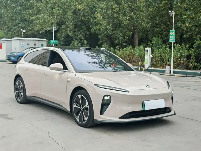 Nio ET5 Touring — Фото автомобиля 3