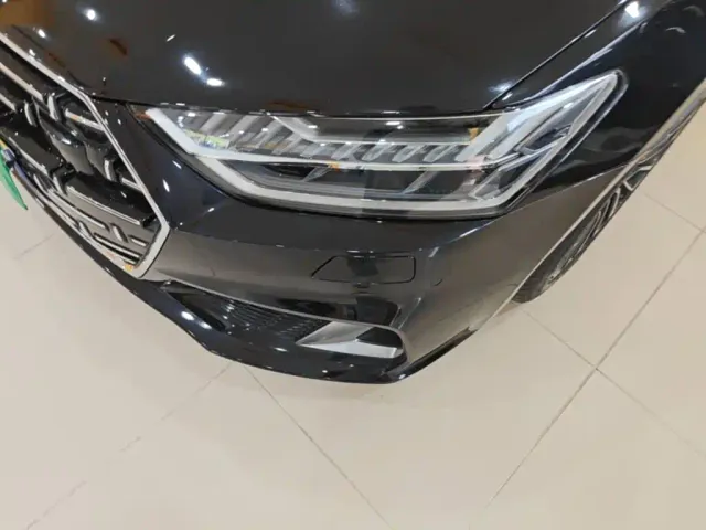 Audi A7L — Фото автомобиля 23