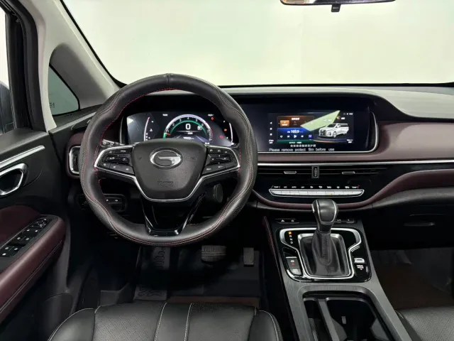 GAC Trumpchi M6 — Фото автомобиля 13