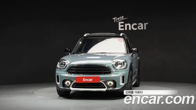 MINI Countryman — Фото автомобиля 3