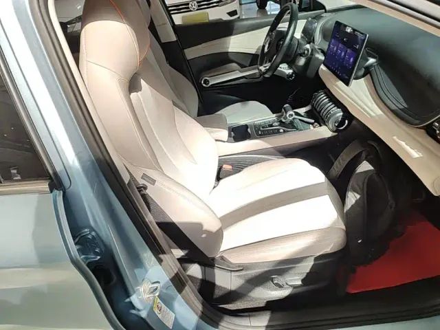 BYD Yuan PLUS — Фото автомобиля 24
