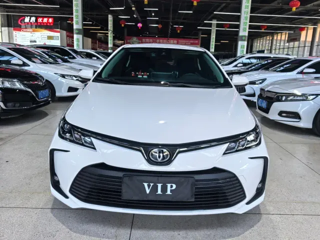 Toyota Corolla — Фото автомобиля 3
