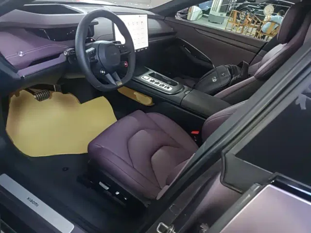 Xiaomi SU7 — Фото автомобиля 14