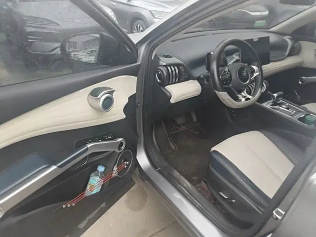 BYD Yuan PLUS — Фото автомобиля 15