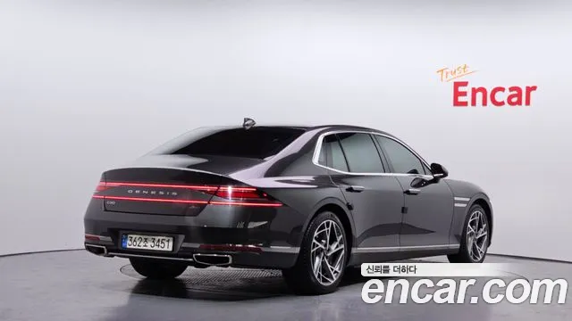 Genesis G90 Бензин 3.5 турбо AWD — Фото автомобиля 2