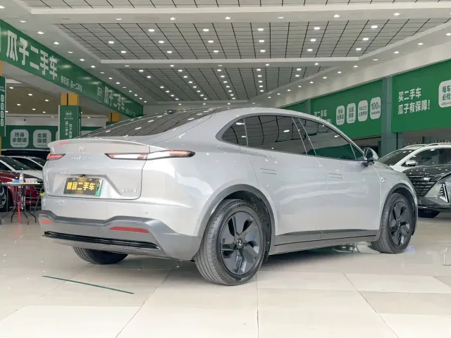 Onvo L60 — Фото автомобиля 6