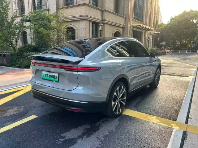 Nio EC7 — Фото автомобиля 11