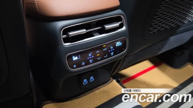 Genesis GV70 2.5T Бензин AWD — Фото автомобиля 20