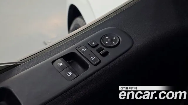 Hyundai Staria — Фото автомобиля 15