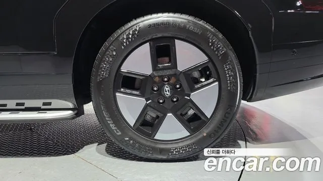 Hyundai Santa Fe MX5 — Фото автомобиля 21