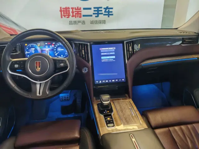Hongqi HS7 — Фото автомобиля 26