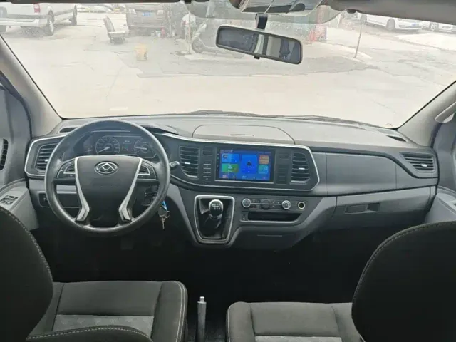 Maxus Xintu V80 — Фото автомобиля 9