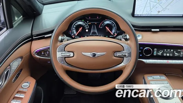 Genesis GV70 — Фото автомобиля 18