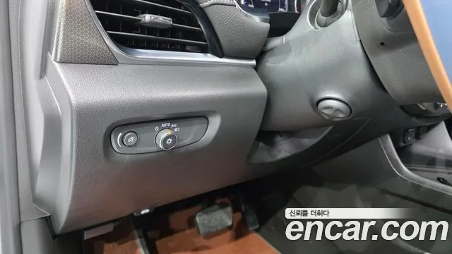 ChevroletGMDaewoo Traverse Traverse 3.6 AWD Red Line — Фото автомобиля 26