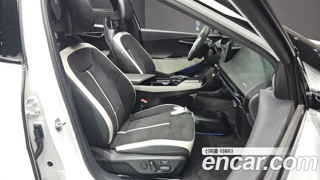 Kia EV6 — Фото автомобиля 12