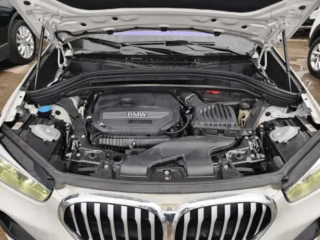 BMW X1 — Фото автомобиля 10