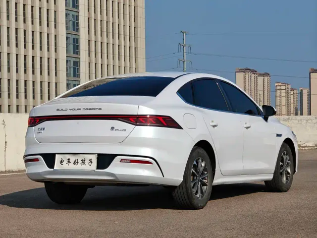 BYD Qin PLUS — Фото автомобиля 7