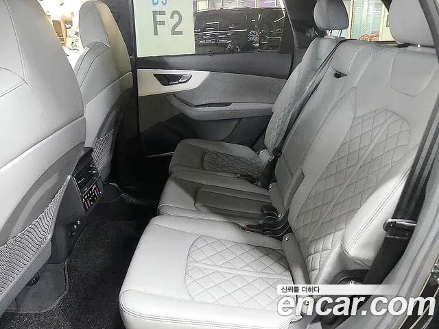 Audi Q7 55 TFSI quattro Premium — Фото автомобиля 19