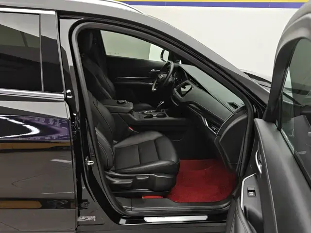 Cadillac XT4 — Фото автомобиля 8
