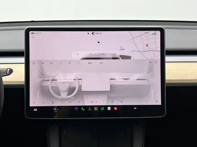 Tesla Model Y — Фото автомобиля 22