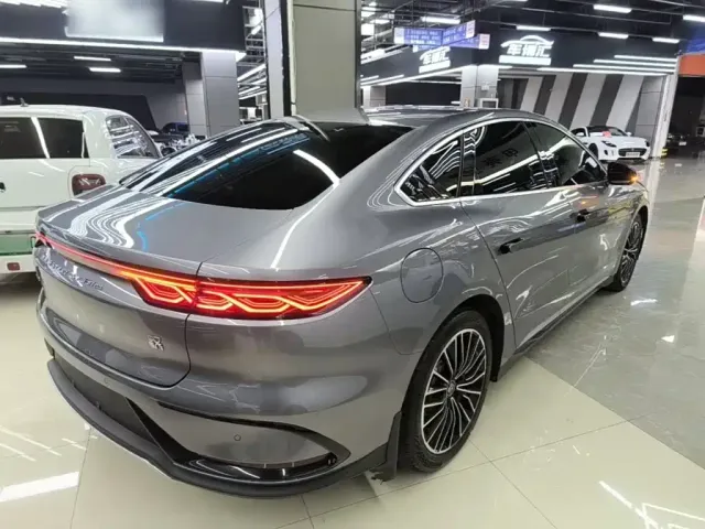 BYD Han — Фото автомобиля 4