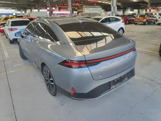 Xpeng P5 — Фото автомобиля 4