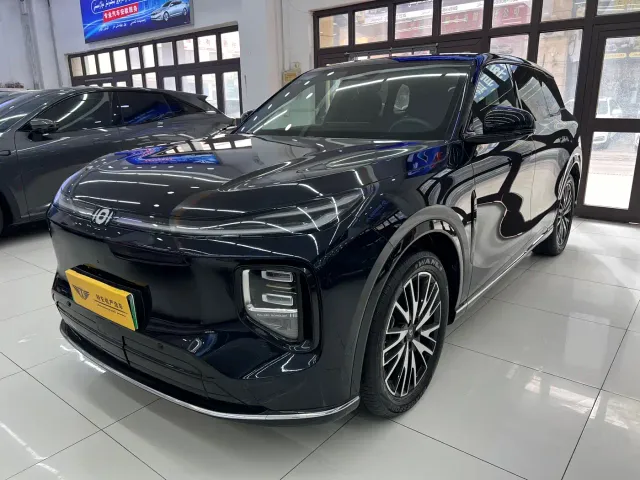 Фотография автомобиля — Changan Qiyuan Q07