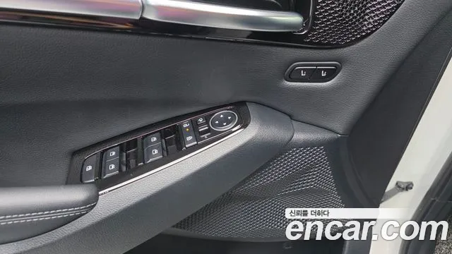 Kia Seltos Новый Seltos Бензин 2.0 4WD — Фото автомобиля 11