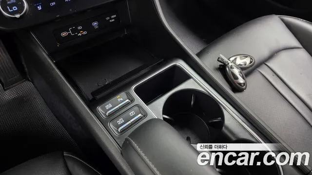 Hyundai Sonata Sonata Edge(DN8) 2.0 LPG(Коммерческий) — Фото автомобиля 25