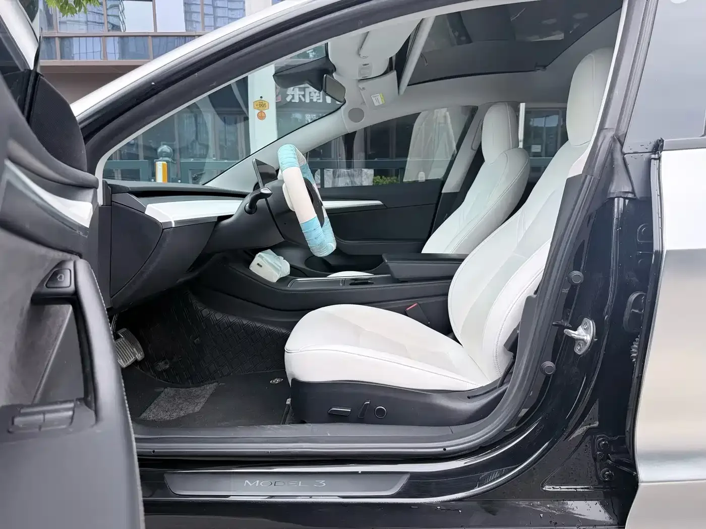 Tesla Model 3 2022 Model Rear-Wheel Drive Version — Фото автомобиля 4