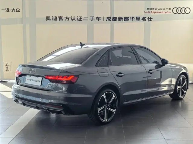 Audi A4L — Фото автомобиля 3