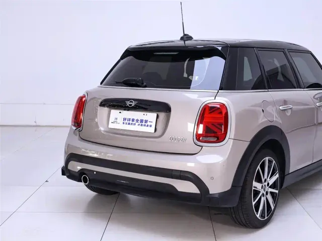 MINI Hatch — Фото автомобиля 8