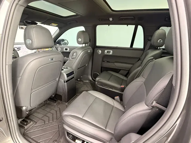 Li Auto L9 — Фото автомобиля 10