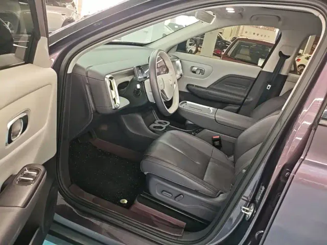 Leapmotor B10 — Фото автомобиля 15