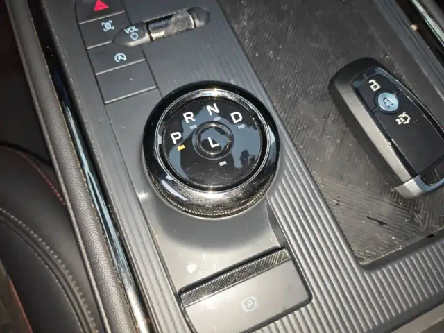 Ford Mondeo — Фото автомобиля 10