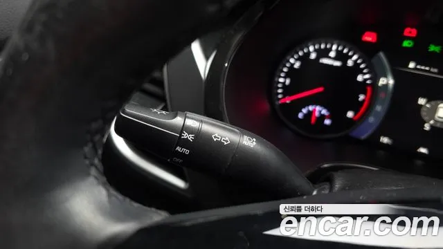 Kia Seltos — Фото автомобиля 29