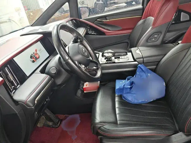 GAC Trumpchi M8 — Фото автомобиля 7