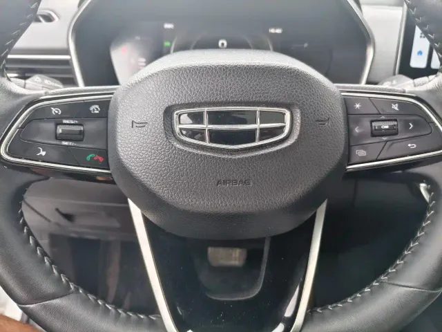 Geely Xingrui — Фото автомобиля 6