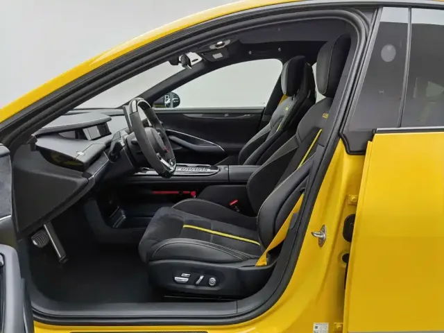 Xiaomi Auto Xiaomi SU7 Ultra 2025 Model Ultra — Фото автомобиля 10