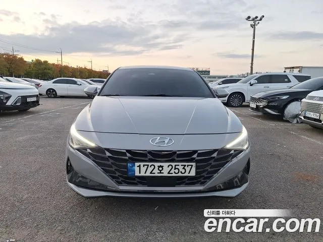 Фотография автомобиля — Hyundai Avante CN7