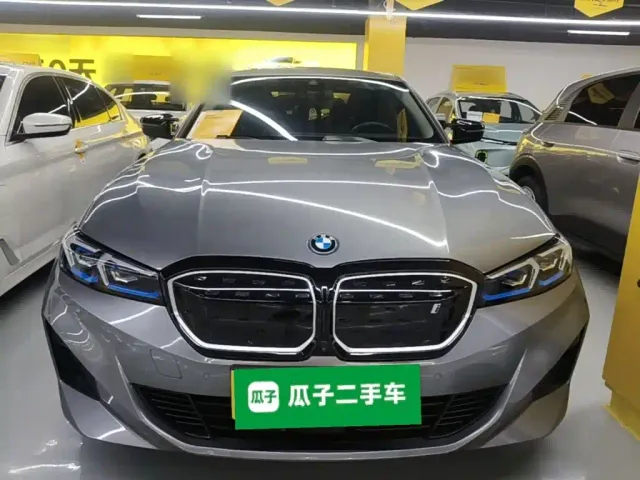 BMW i3 — Фото автомобиля 2