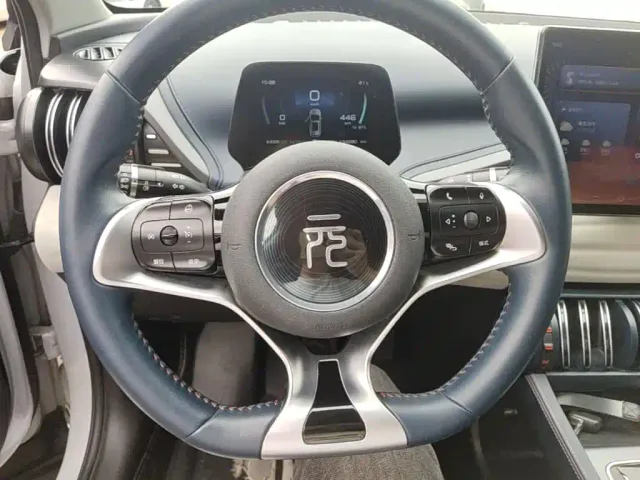 BYD Yuan PLUS — Фото автомобиля 10